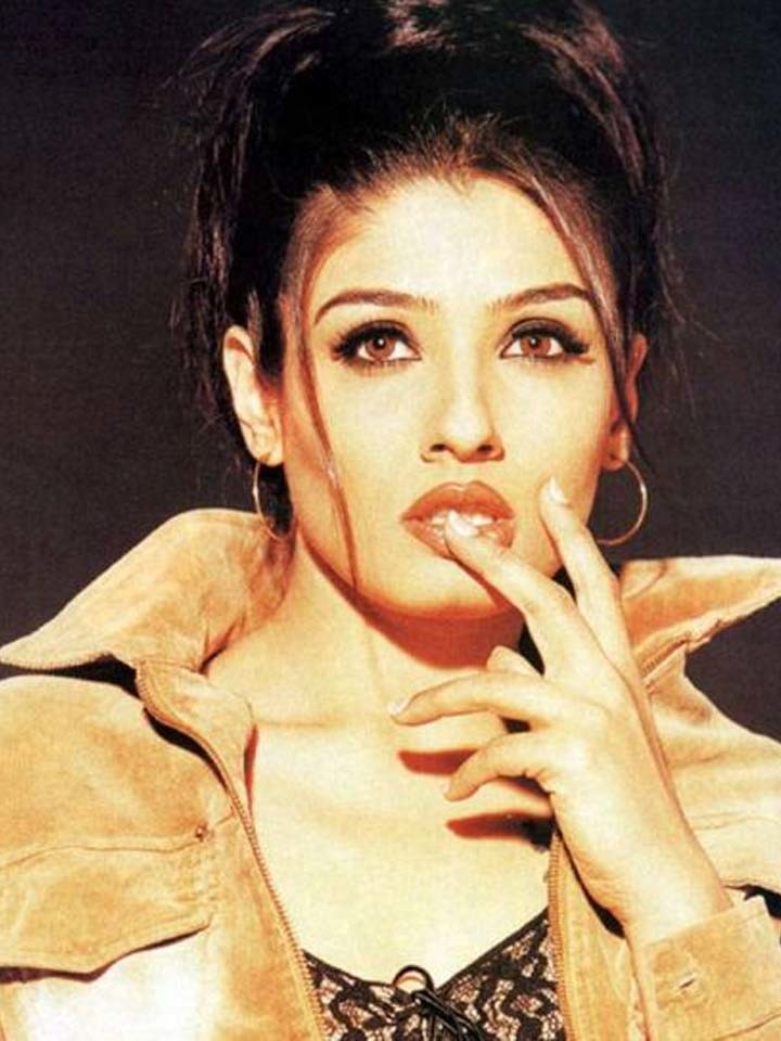 Timeless Indian Melodies  Raveena Tandon debuted with the film Patthar Ke  Phool 1991 which was a hit she received the Filmfare Award for Lux New  Face of the Year for her