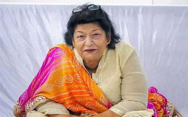 When Late Saroj Khan Had To Bury Her 8-Month-Old Dead Daughter And Take The Next Train To Choreograph 'Dum Maro Dum' While In Mourning