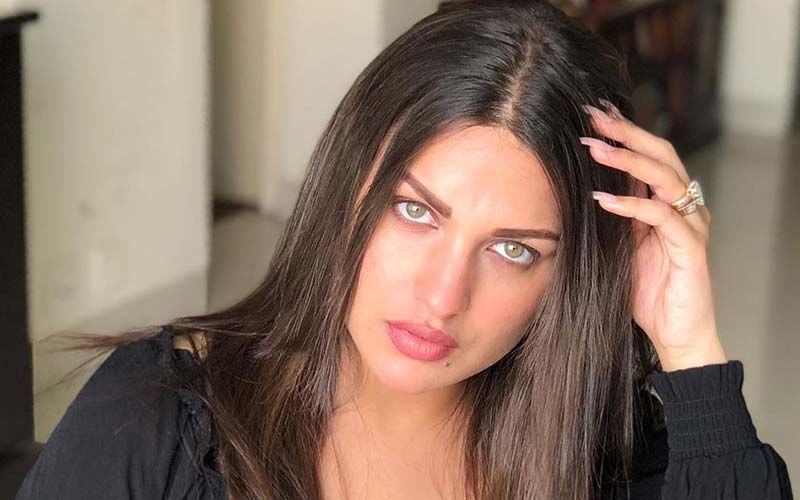 Himanshi Khurana Demands Apology For Sexist And Racist Comments On Asim Riaz And Herself