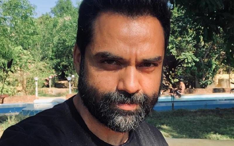 Abhay Deol Recreates Will Smith-Chris Rock's Oscar Incident With A Friend; Jokes, 'I Would've Stood Up And Turned The Other Cheek'