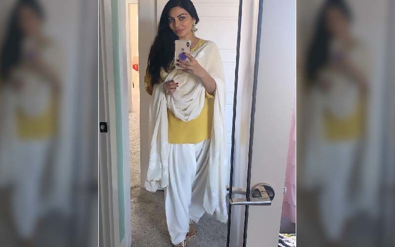 Actress Neeru Bajwa Shares Another Achivement Of 2019 On Instagram