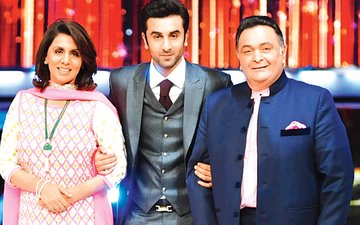 Rishi Kapoor Gets ANNOYED When Ranbir & Neetu Kapoor...