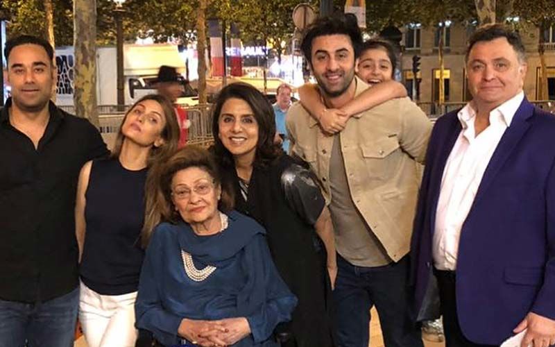 This Day That Year: When Neetu Kapoor Celebrated Her Birthday With Her ‘Paris Gang’ Rishi Kapoor, Ranbir Kapoor And Others- PICS