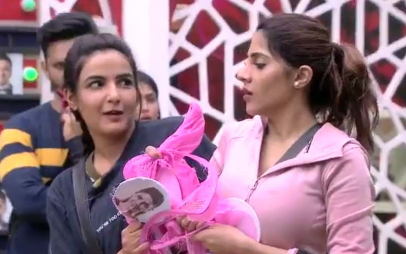 Bigg Boss 14: Jasmin Bhasin Calls Nikki Tamboli ‘Beakkal Gandagi’ As They Go Against Each Other; Hina Khan-Sidharth Shukla Get Into A Huge Fight-WATCH