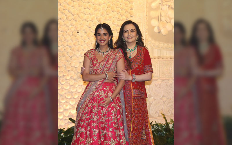 Ganeshotsav 2019: Nita Ambani Strikes A Pose With Son Anant Ambani’s Girlfriend And Future Daughter-In-Law Radhika Merchant At Their Ganpati Festival