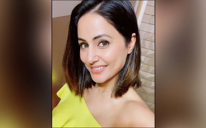 Hina Khan Poses Wearing The Sexiest Black Bralette Ever; It's The Caption That's More Powerful Though - PIC INSIDE