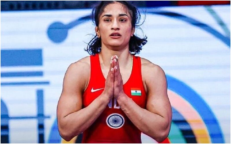 SHOCKING! Vinesh Phogat HOSPITALISED Due To Dehydration After Facing Disqualification From Paris Olympics 2024 Ahead Of Gold Medal Bout