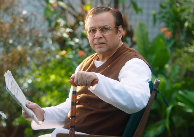 paresh rawal as sunil dutt