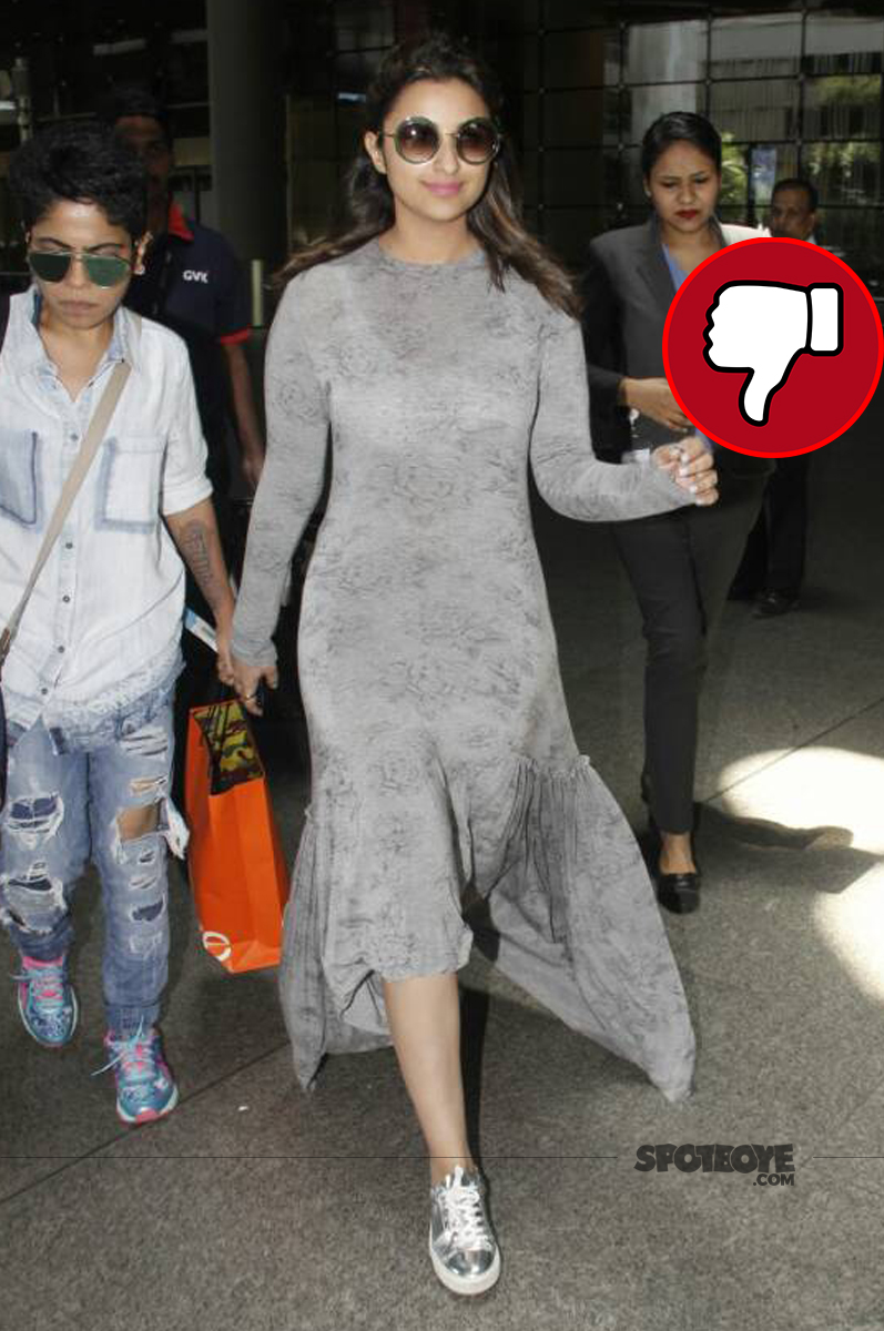 parineeti chopra snapped at airport