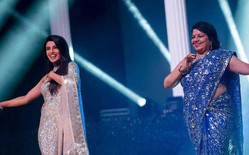 Priyanka Chopra And Mom Madhu Matched Steps On This Peppy Number During Actress' Sangeet Ceremony