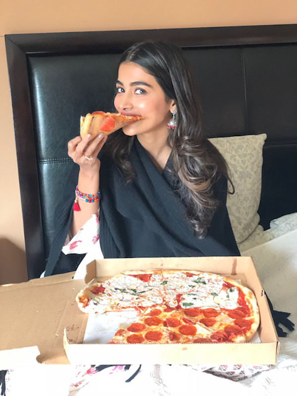 Pooja Hegde Eating Pizza