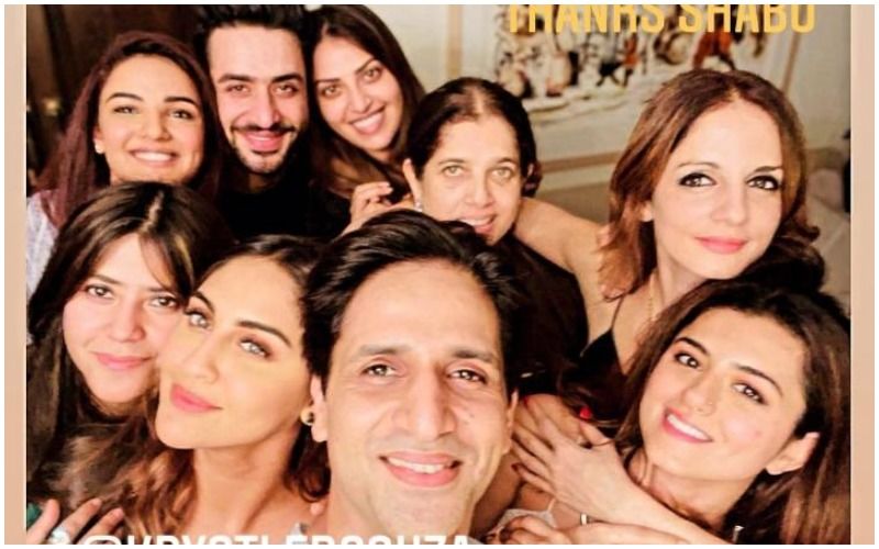 Bigg Boss 14’s Jasmin Bhasin- Aly Goni Have A Blast At A Party With Arslan Goni, Sussanne Khan, Ekta Kapoor And Others; Pose For Fun Groupfies