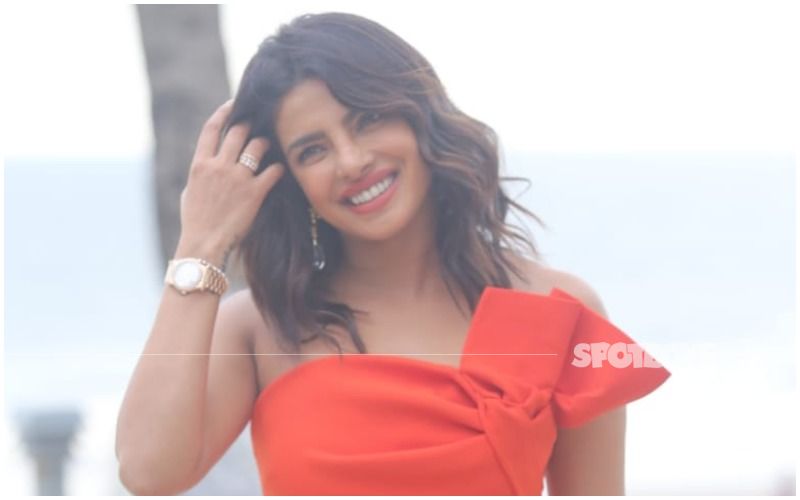 Peek Inside Priyanka Chopra's EXQUISITE Gift Hamper Featuring Her Memoir ‘Unfinished’; Actress Accompanies It With A Hand-Written Note Expressing Gratitude - PICS