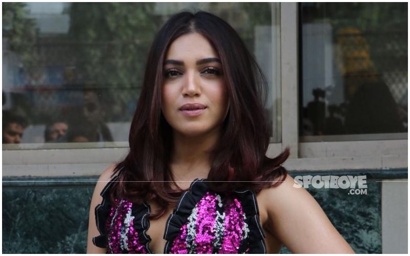 Bhumi Pednekar Drops A Sexy Sunkissed Selfie Flaunting Her ‘Golden Hour Glow’; Fans Can’t Handle The Heat