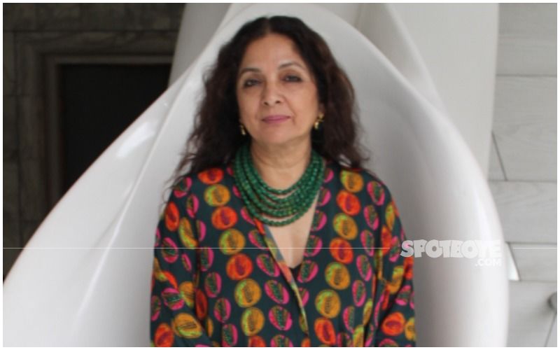 Neena Gupta Announces Her Autobiography ‘Sach Kahun Toh’; Expresses Her Excitement As She Receives Her First Sample Copy- VIDEO