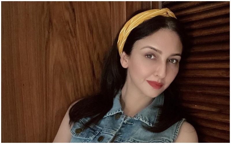 Bhabiji Ghar Par Hain Actress Saumya Tandon Denies Allegations That She Used Fake ID To Get COVID-19 Vaccine: ‘Anyone Can Make Such IDs’
