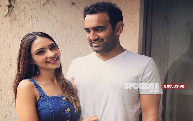 Pooja Banerjee Truly Believes In 'Pyaar Dosti Hai'; Says, 'I Know My Husband Since Standard 4'- EXCLUSIVE