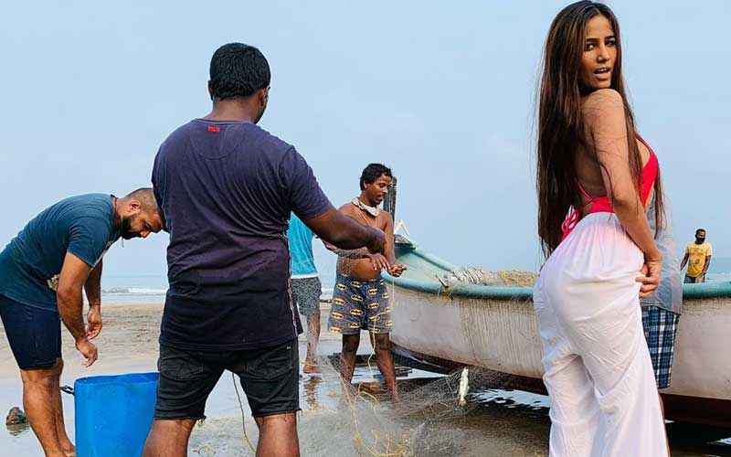 Nude Beach Trailers - FIR Filed Against Poonam Pandey For Shooting 'Obscene' Video In Goa â€“  Details Inside