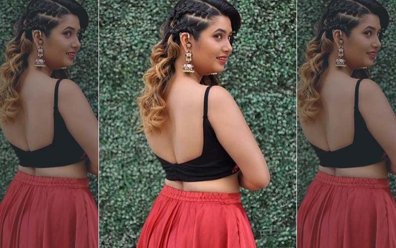 Prajakta Mali Sets Our Hearts On Fire As She Flaunts Her Back In Her New Lehenga