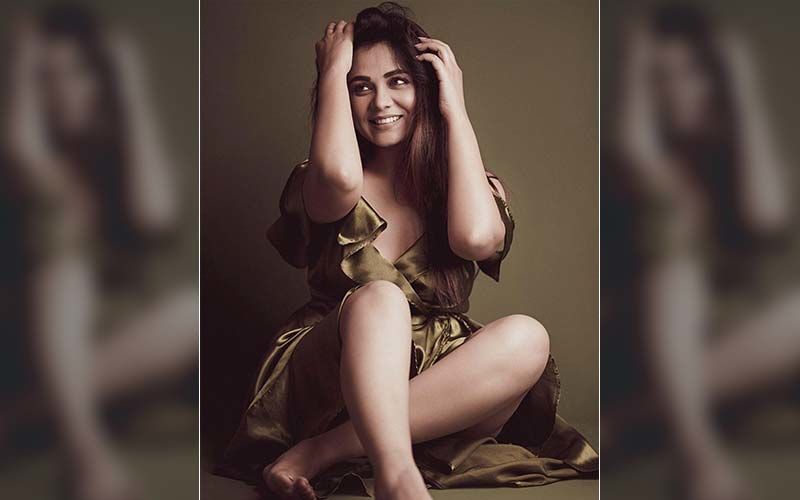 Prarthana Behere Looks Unbearably Hot In Her Recent Fashion Photoshoot-Watch Photos