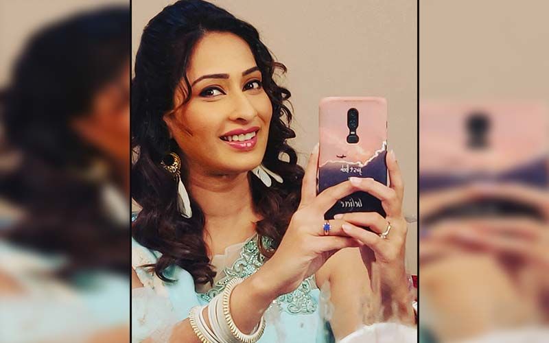 Priya Marathe Picks Up The Sword For Her Historical Character In A TV Show