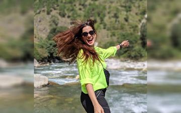Priya Bapat's Sizzling Hot Photoshoot Post On Instagram Is Gold, Literally!