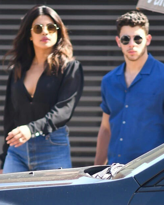 priyanka chopra snapped with nick jonas