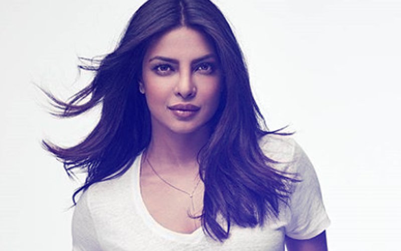 Priyanka Chopra Can’t Keep Her Hands Off Something. Guess What?