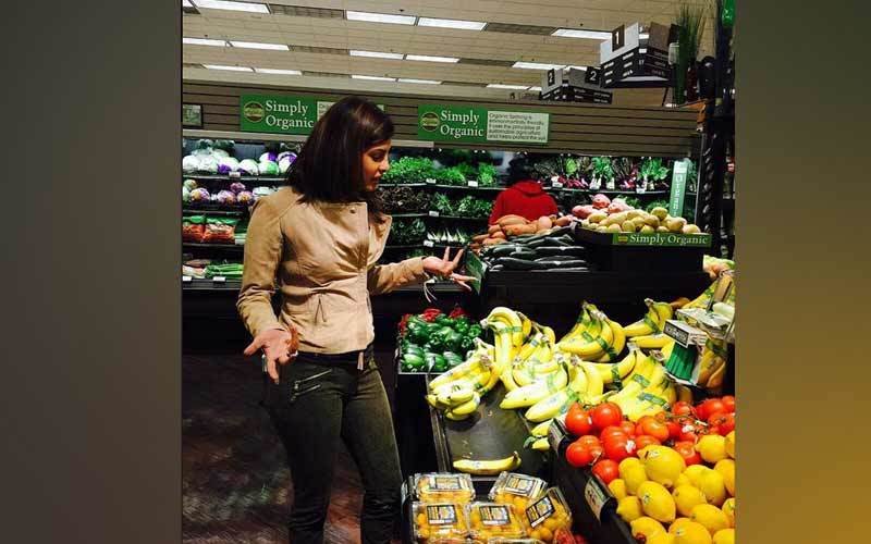 Madamji Priyanka Chopra Can't Shop Groceries