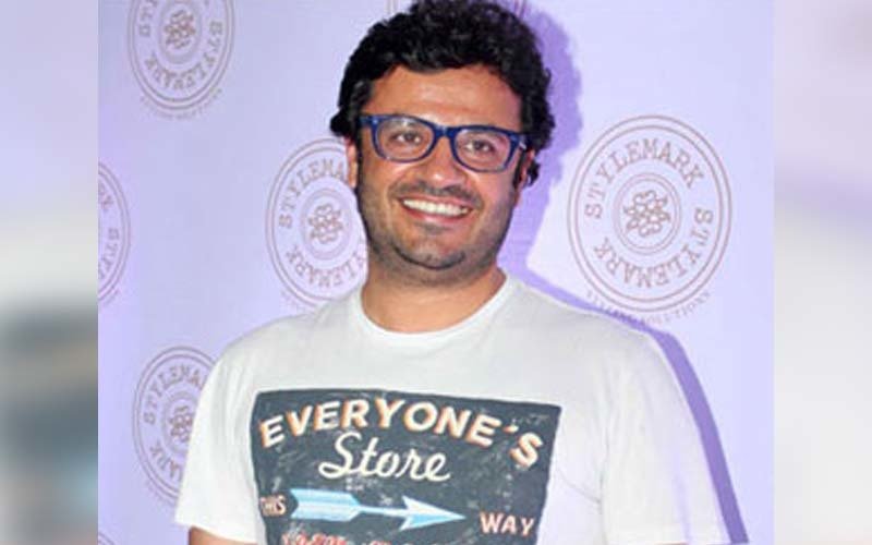 Queen Director Vikas Bahl To Fly Solo?