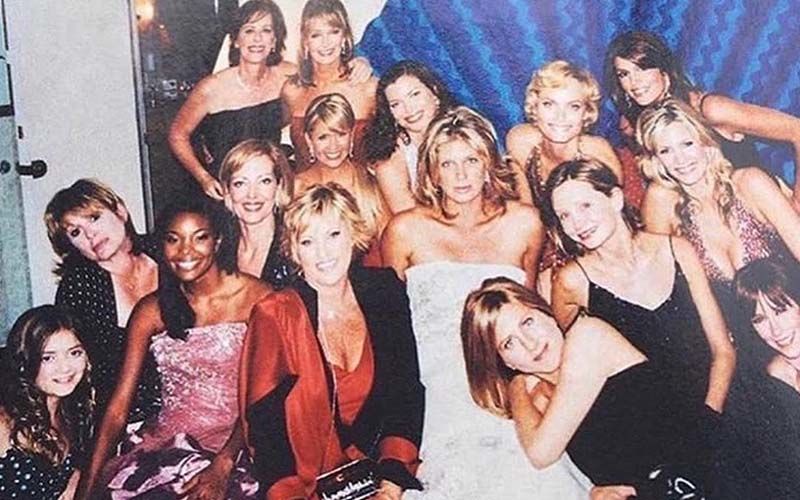 Cindy Crawford Shares A Major Throwback Picture Of Girl Power; Can You Spot Rachel Green Aka Jennifer Aniston?