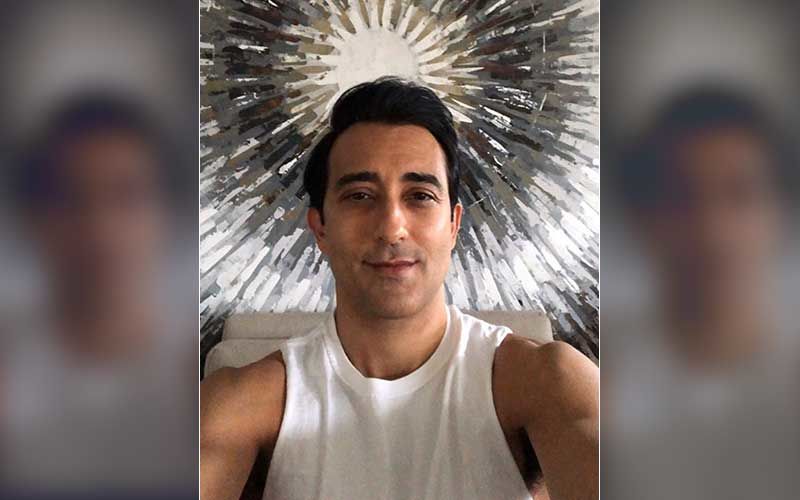 Rahul Khanna Loses His Shirt For A Magazine Cover Looking Yummy But It's 'Mr Khanna's Pristine Socks' That Grab Attention