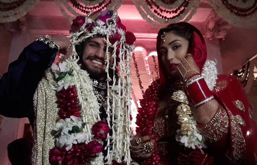 rajat tokas with wifey at his wedding