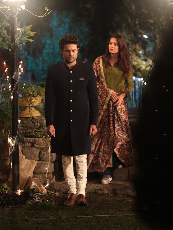 rajeev khandelwal and surveen chawla in haq se