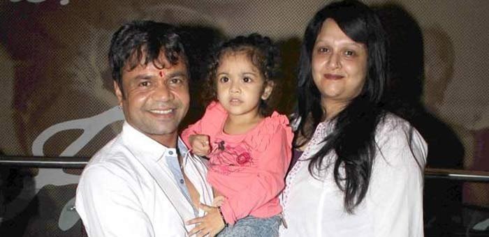 rajpal yadav with wife and daughter