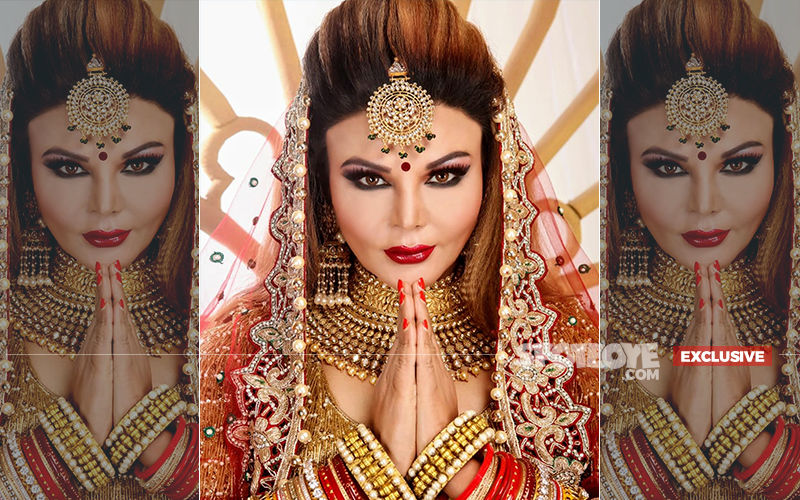 Rakhi Sawant's Dulhan Pictures From Her Hindu Wedding- EXCLUSIVE - Click Here For More