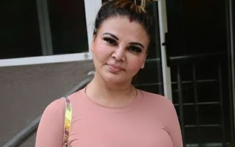 Rakhi Sawant Returns To Mumbai In A Burqa, After She Is Asked To Surrender In 4 Weeks For Leaking Ex Adil Khan Durrani’s Porn Videos