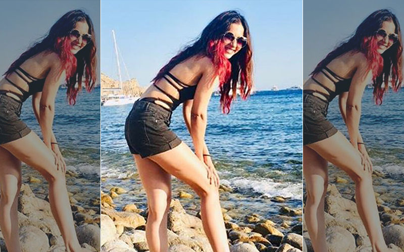 Rakul Preet Is Having A Great Time In Ibiza And Her Funky Red Tresses Are Giving Us Major Haircolor Goals!