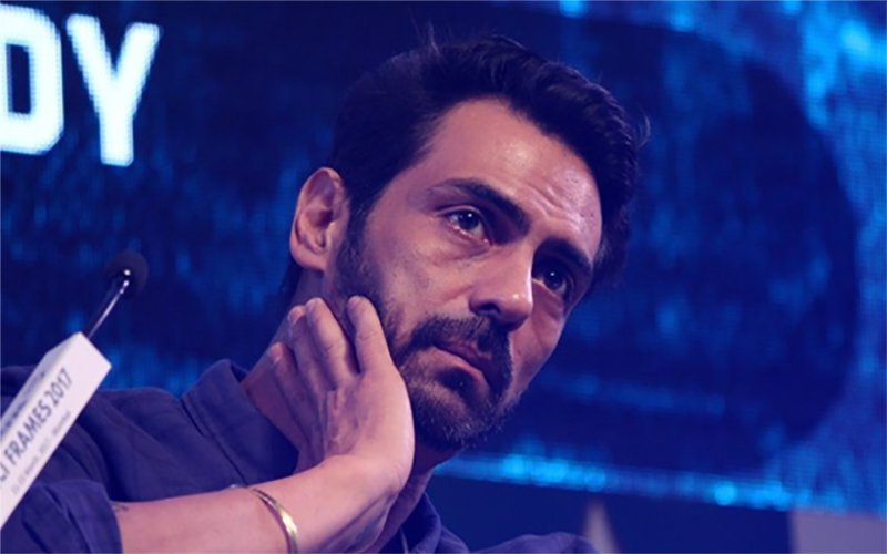 Tantrum King Arjun Rampal Says ‘SHUT UP’ To Dubai Stylist