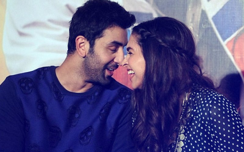 Deepika Padukone REVEALS The Most Romantic Gesture Of Her Life. Was It Made By Ranbir Kapoor?