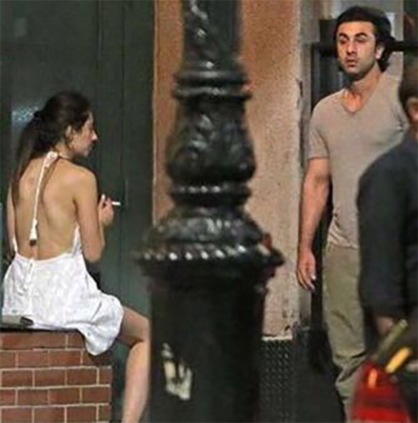 ranbir kapoor and mahira khan picture 1