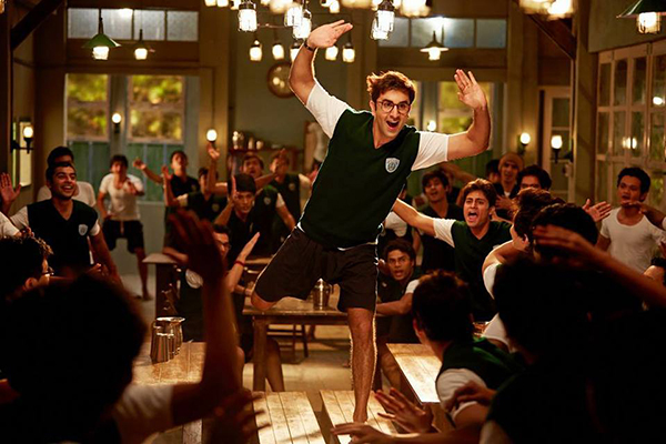 ranbir kapoor in galti se mistake song