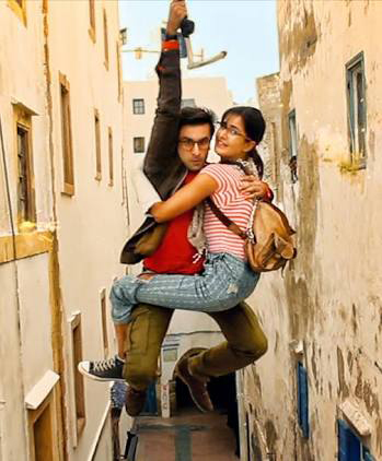 ranbir kapoor katrina kaif share a cute moment jagga jasoos