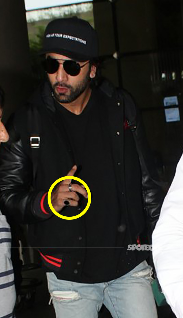 ranbir kapoor wears rings on his finger