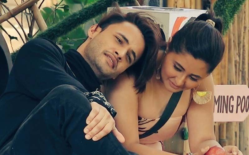 Bigg Boss 13: Rashami Desai Calls Asim Riaz Her ‘Genuine’ Friend; ‘Usne Mere Liye Maar Bhi Khaayi, Par Jataaya Nahi’