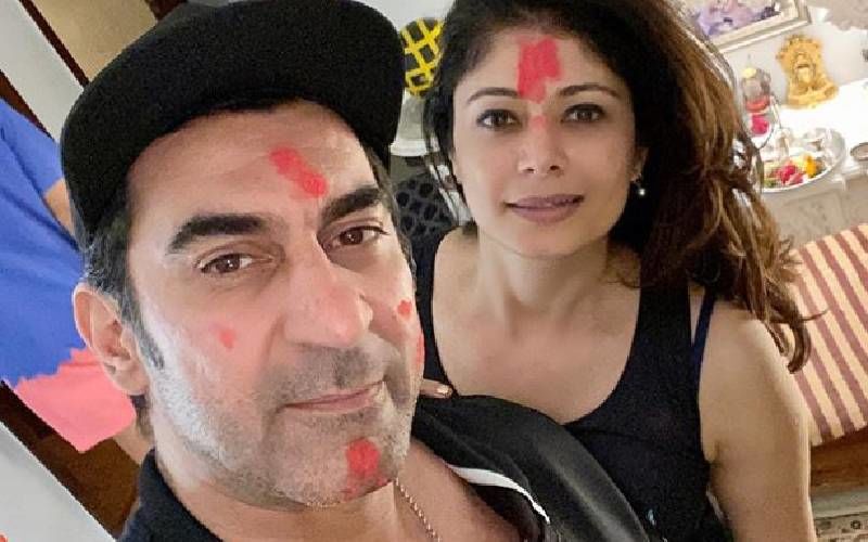 Pooja Batra Reminisces The Moment Hubby Nawab Shah Proposed Her In Front Of Family; Gets 'Love You' In Return