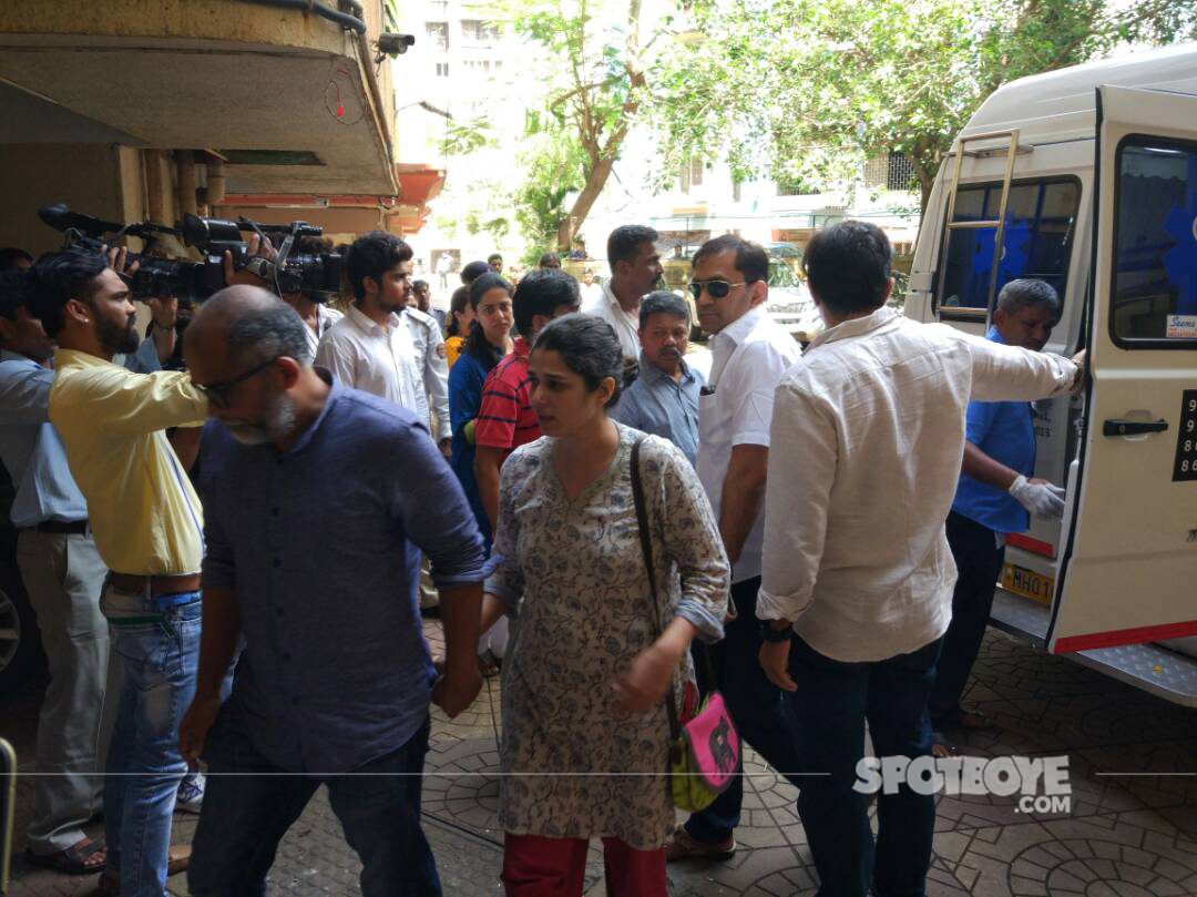 reema lagoo relatives shaken reema lagoo relatives shaken
