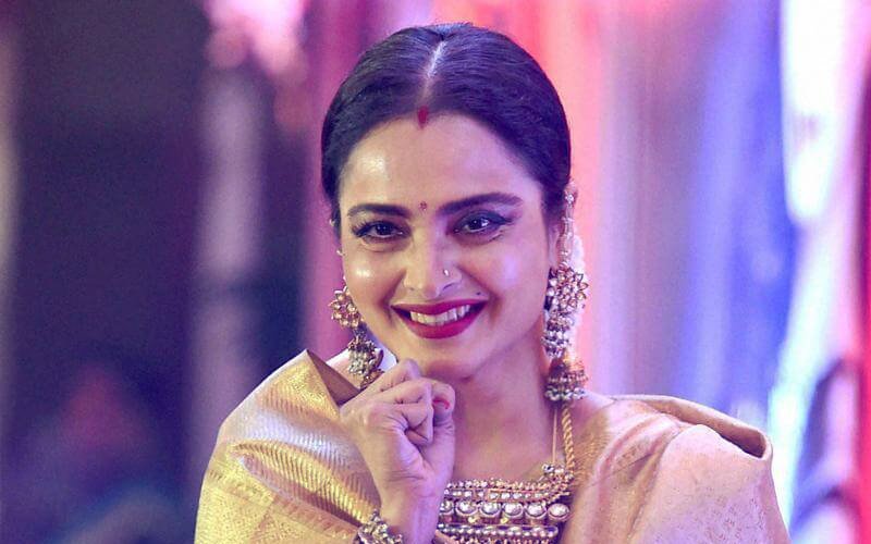 Rekha Birthday Special: 10 UNSEEN Pictures Of The Timeless Beauty