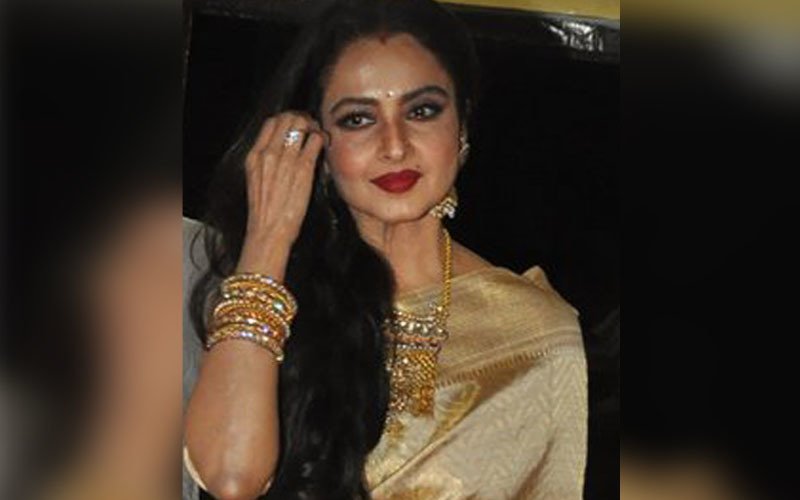 Rekha Walks Out Of Fitoor