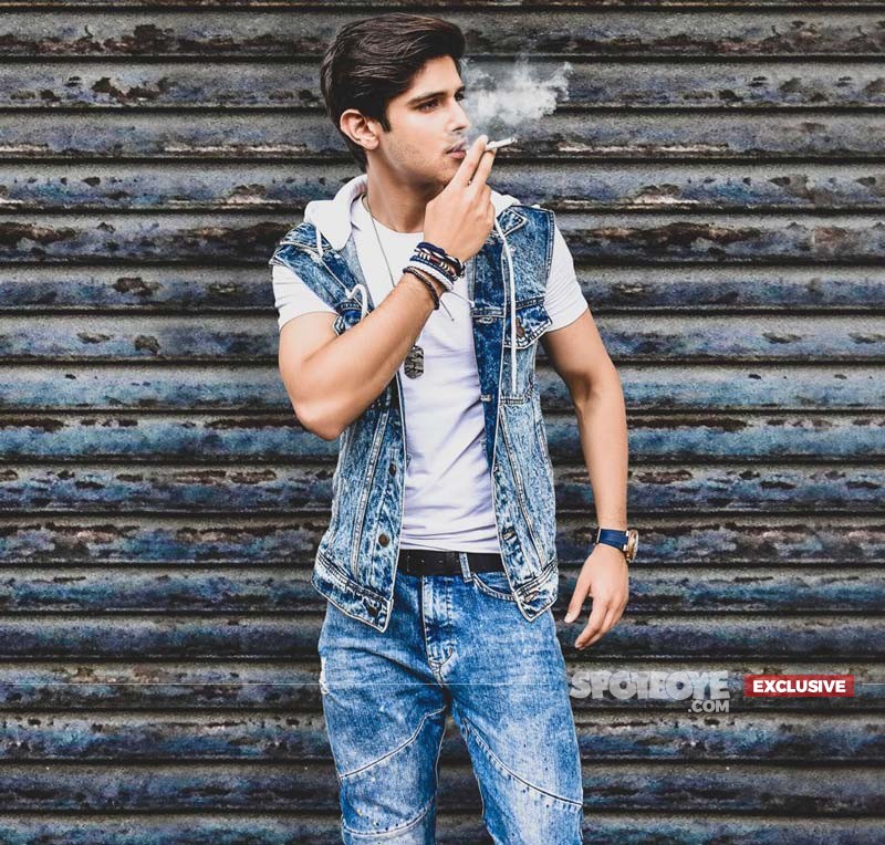 Rohan Mehra Smokes For The First Time In His Life For Class Of 2020 See Exclusive Pic